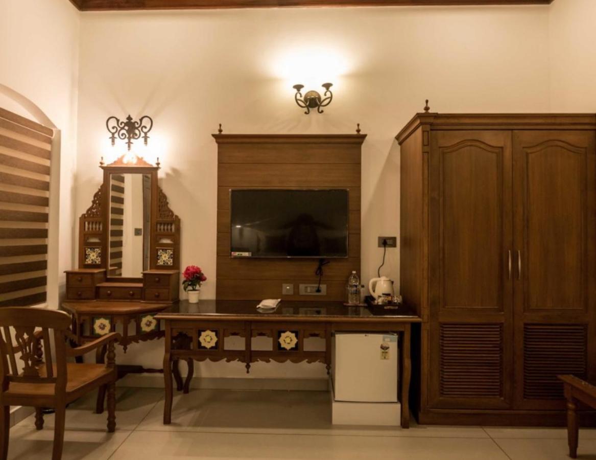 Villa De 1945 Mahe Luaran gambar